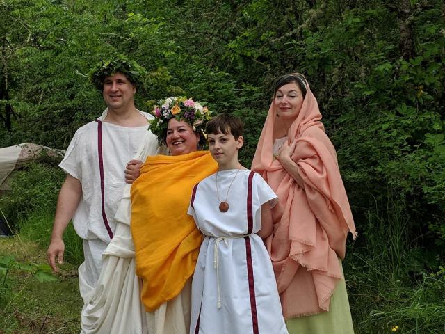 33788839_2032539936819363_4386796905129050112_n